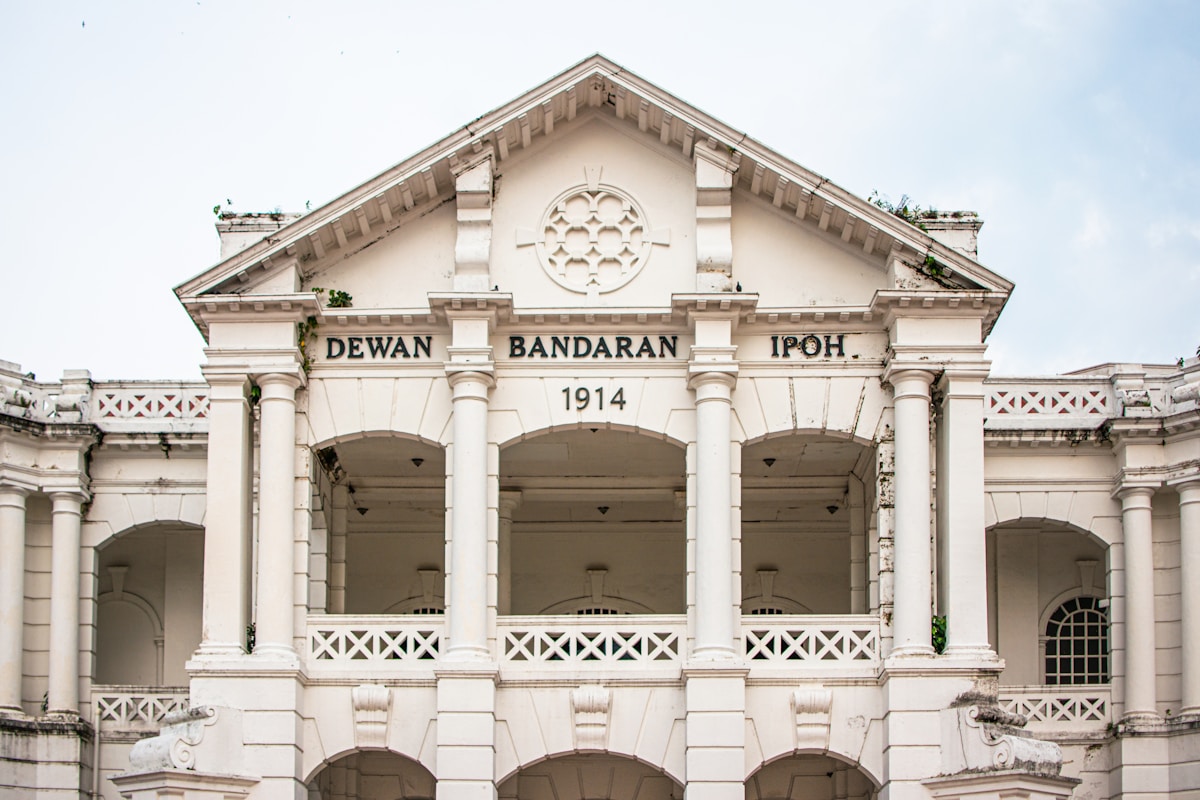 Dewan Bandaran Ipoh colonial building (1914), Ipoh Old Town, Perak, Malaysia